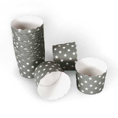 50 MUFFIN BACKFORMEN GRAU, WEISSE STERNE Durchmesser 6,1 cm / Muffinbackform, Muffinform, Backformen, Backförmchen, Cupcake Formen, Muffin Förmchen Papier